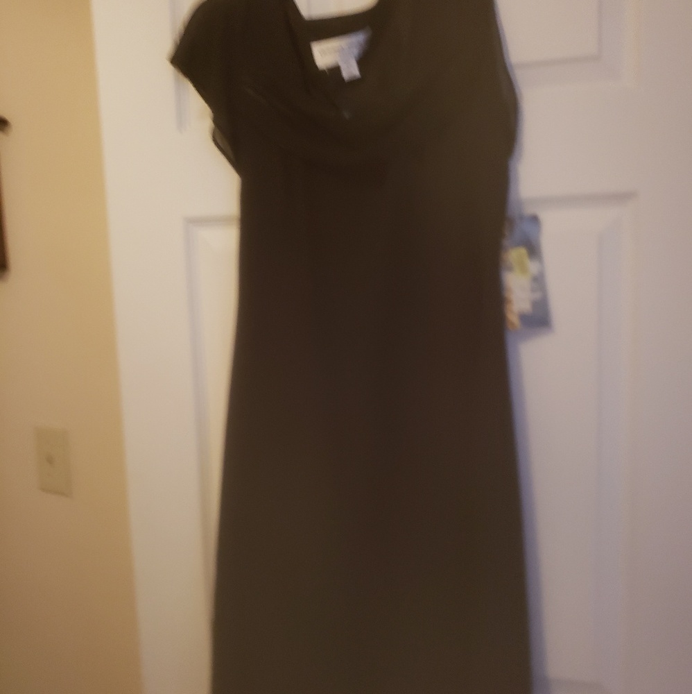 Donna Ricco black dinner dress